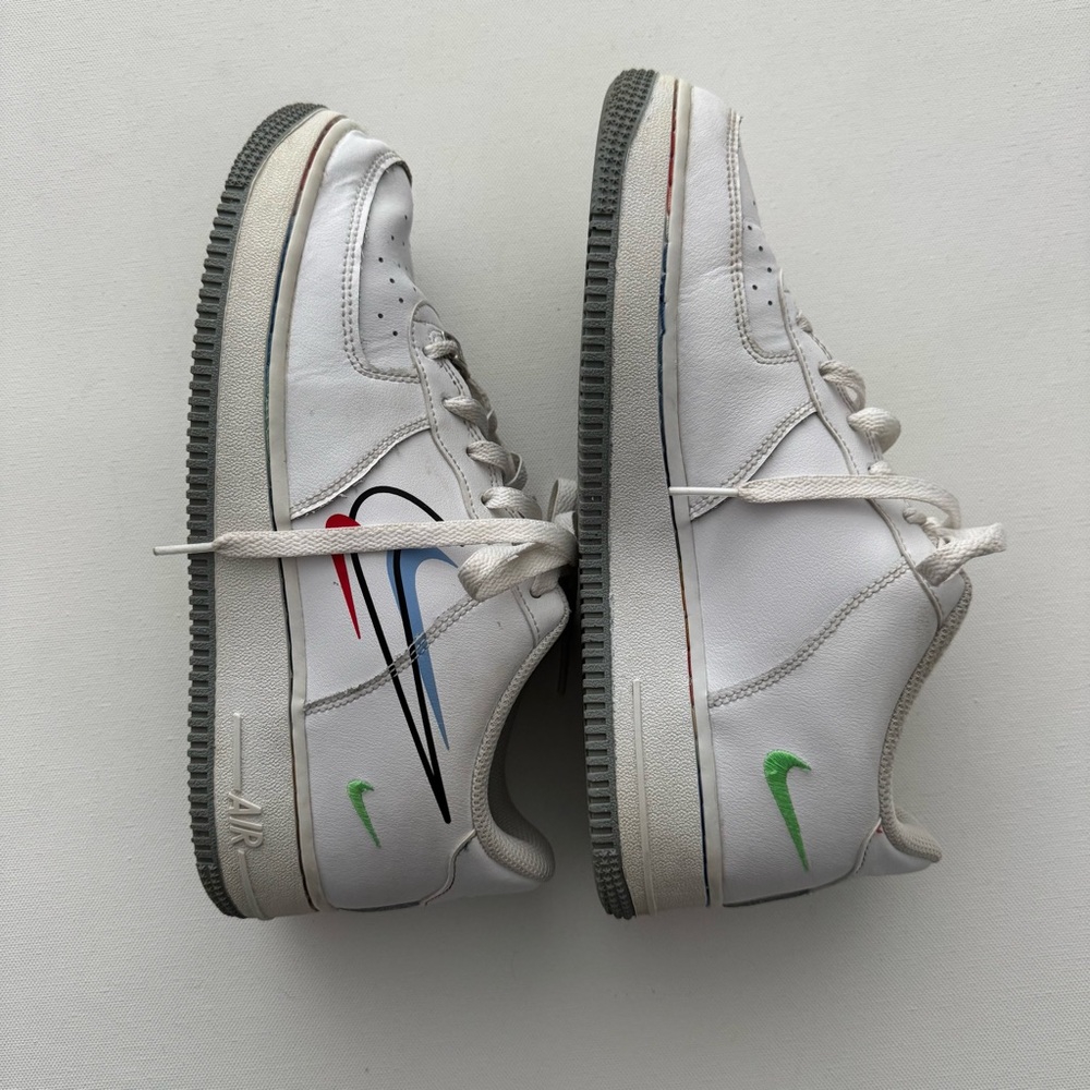Nike Air Force 1 White Sneakers Sz 7 Big Boys